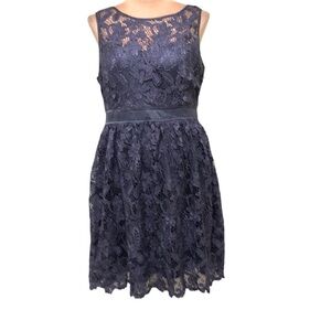 Adrianna Papell Cocktail Dress Size 14 Dark Gray Guipure Floral Lace